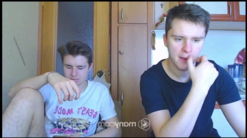 Straight__Fellas  06-10-2021 video flirt